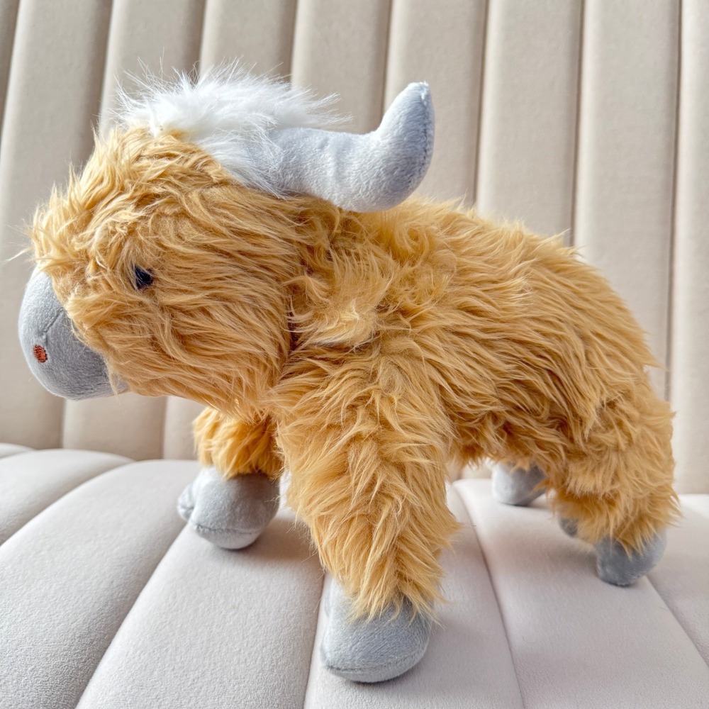 Highland Cow Plush Stuffed Animal Shaggy Tan Scottish Bull 14 Inch